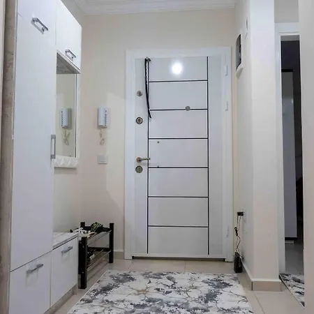 아파트 Kurt Safir Euro *